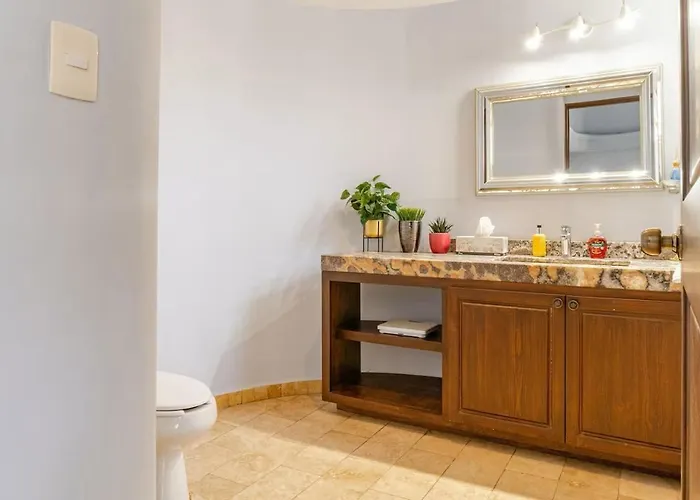 Villa Casa Reyes -all In One, Heated Pool & Access