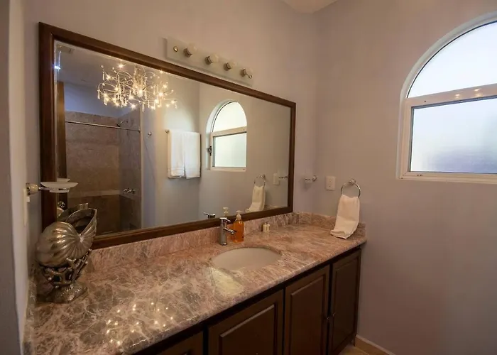 Casa Reyes -all In One, Heated Pool & Access Villa *