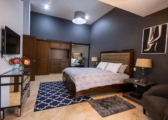 Casa Reyes -all In One, Heated Pool & Access *